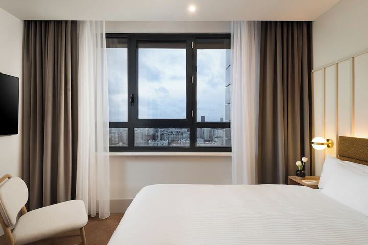 Room 30 of 113