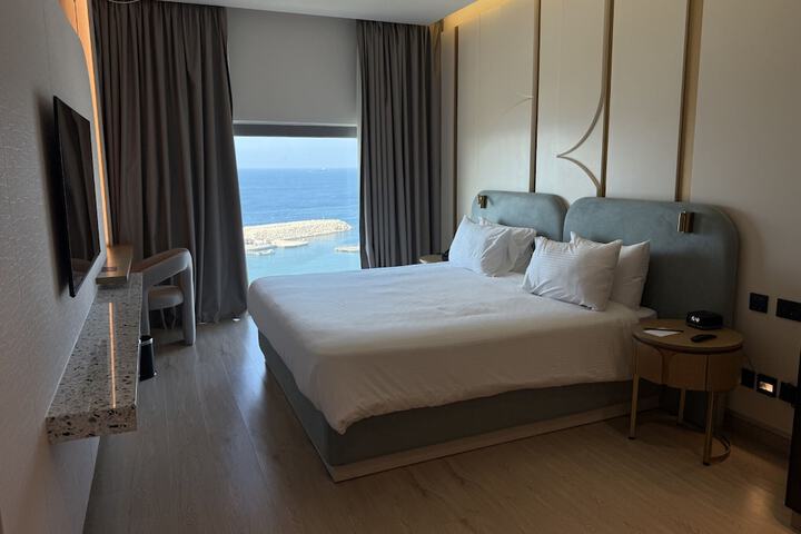 Room 20 of 83