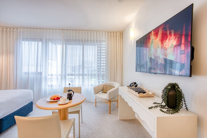 Room 54 of 140