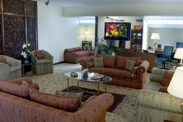 Hotel Interior 4 of 34