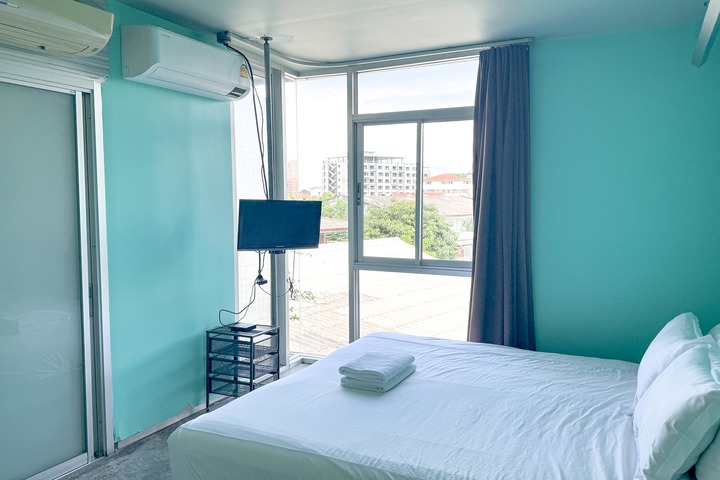 Room 19 of 60