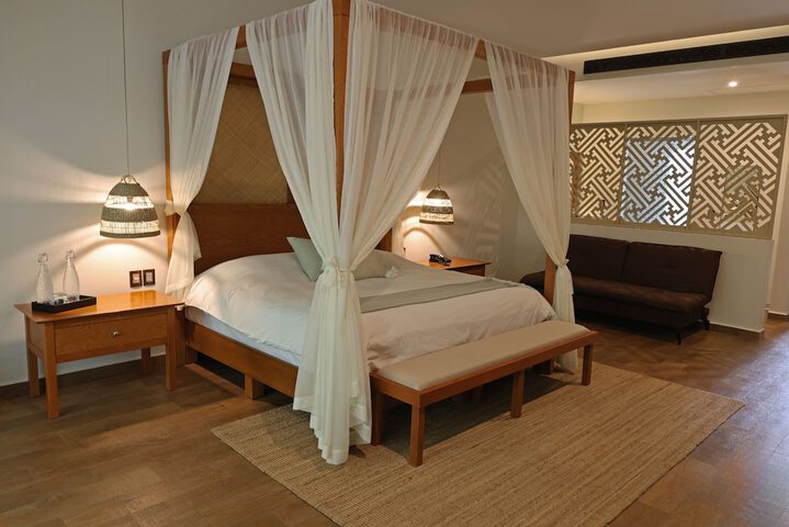 Room 10 of 63