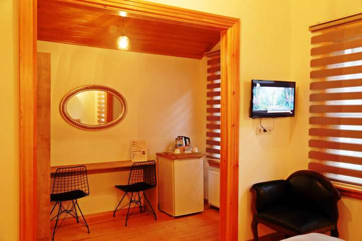 Room 9 of 62