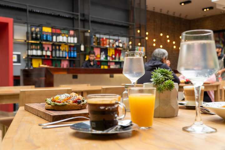 Breakfast/Coffee Service 39 of 50