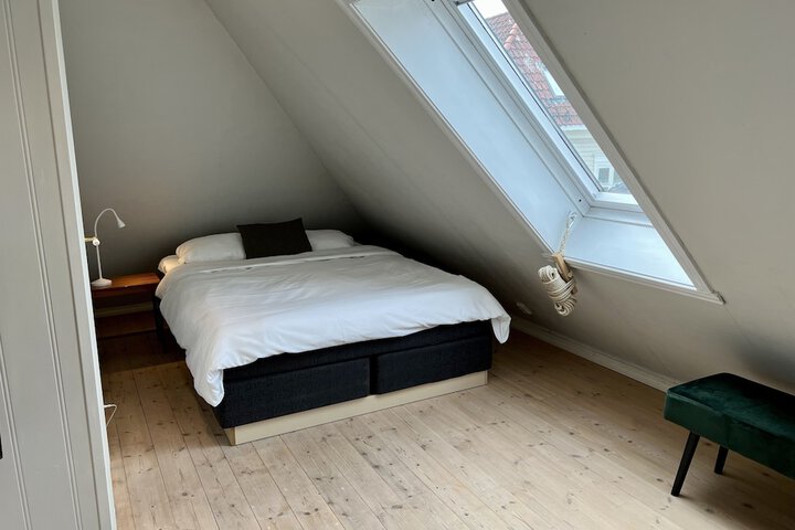 Room 12 of 61