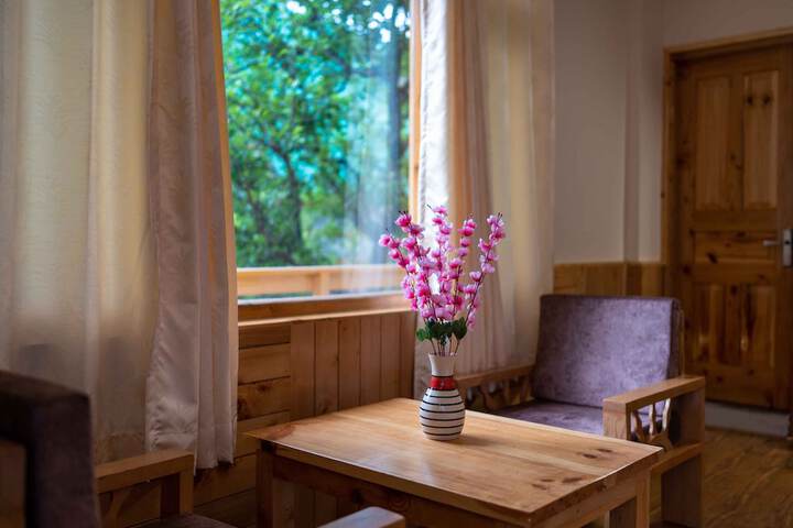 Room 16 of 21