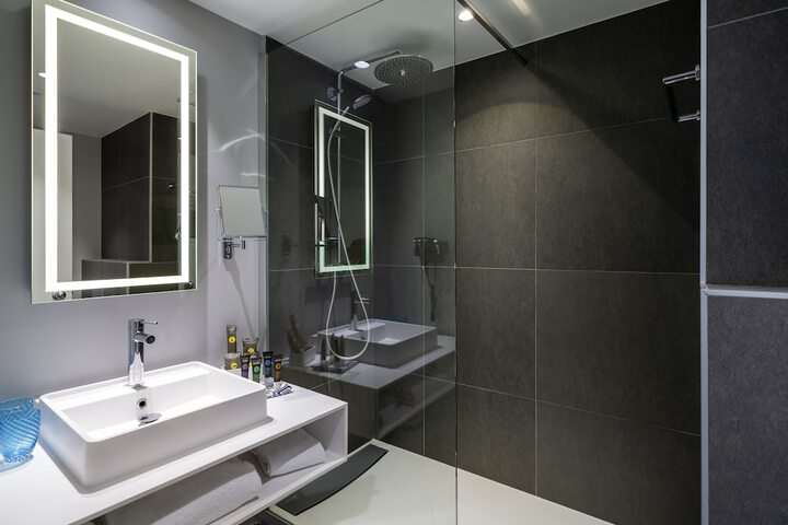 Clean Restrooms