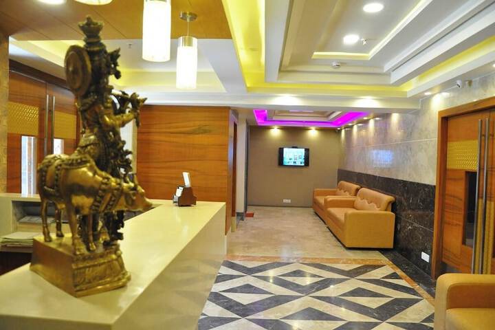 Hotel Interior 4 of 47