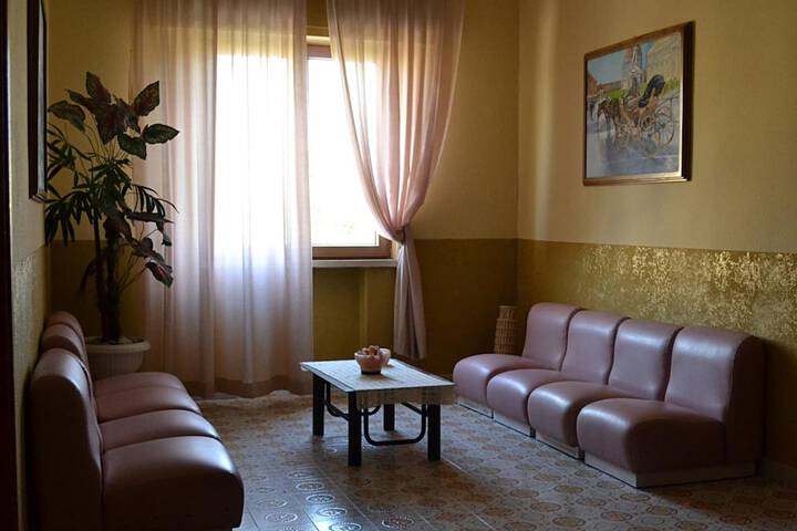 Room 26 of 48