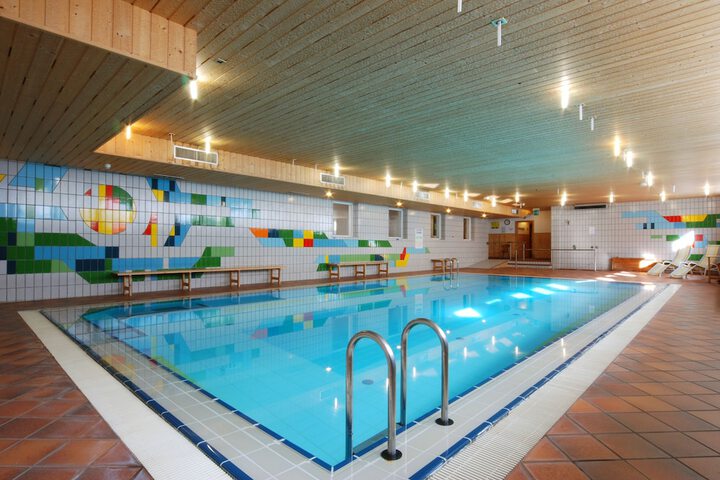 Hotel with Pool