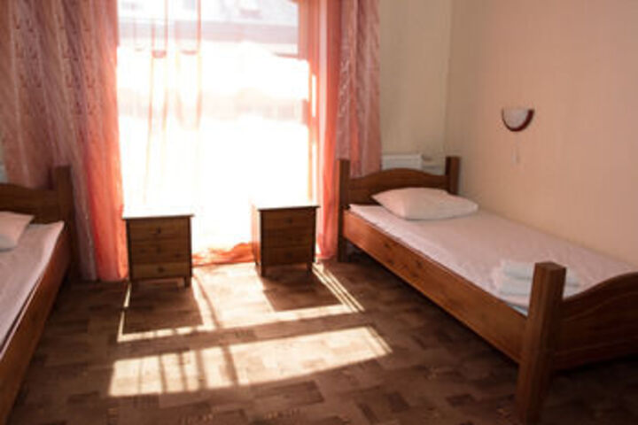 Room 33 of 65