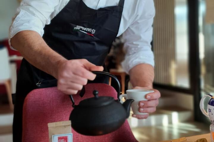 Breakfast/Coffee Service 22 of 36