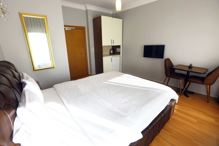 Room 26 of 55