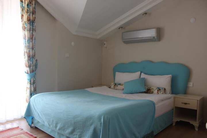 Room 15 of 47