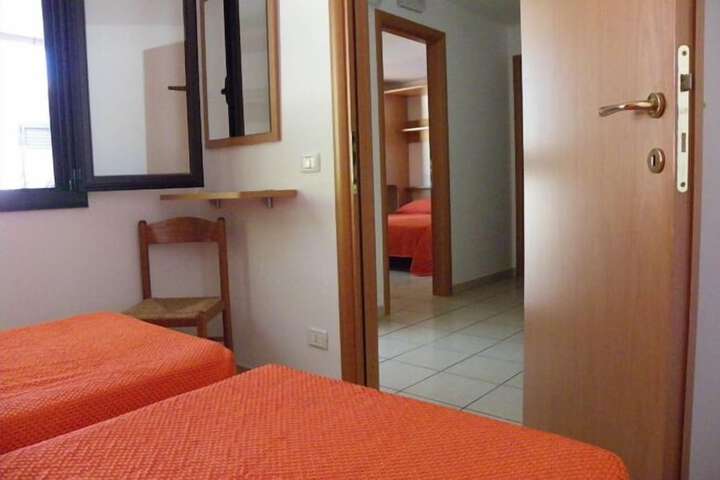 Room 3 of 23