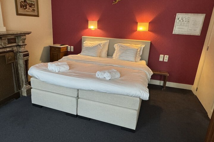 Room 14 of 44