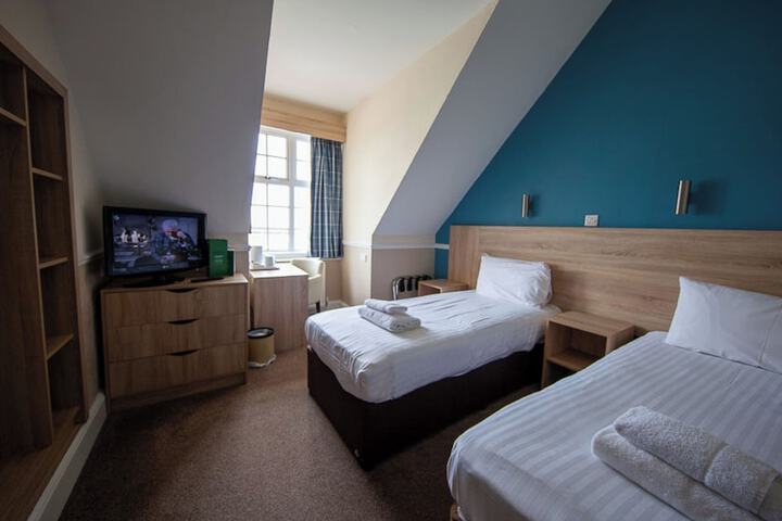 Room 9 of 53