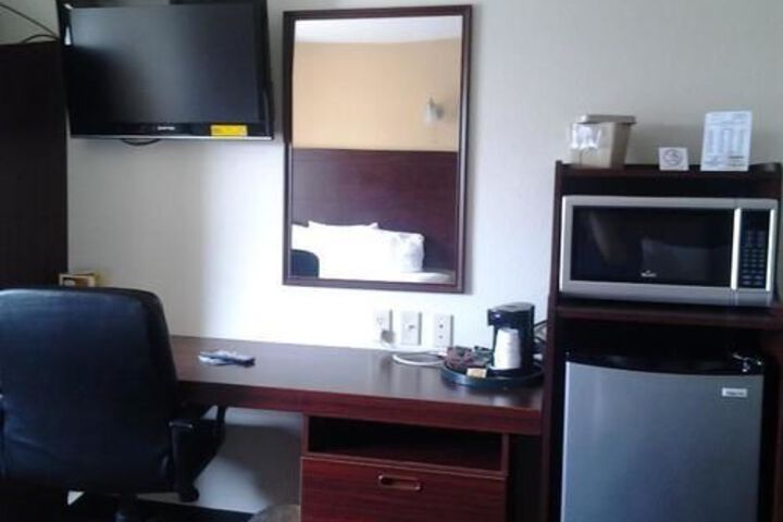 Room 20 of 29