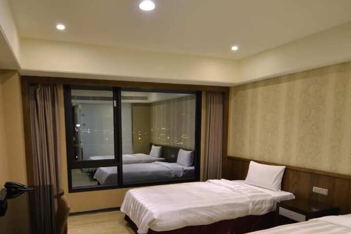 Room 20 of 47