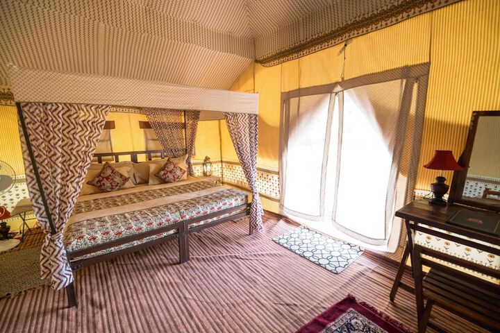 Room 7 of 30