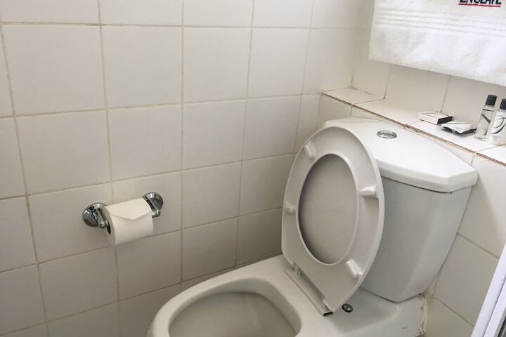 Room 14 of 26