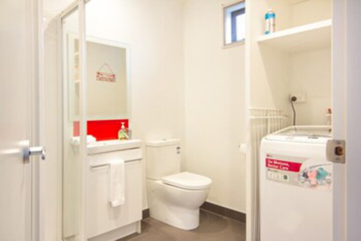 Room 2 of 16