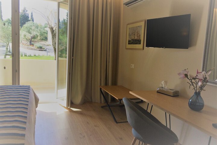 Room 32 of 125