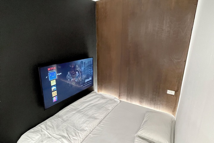 Room 5 of 41
