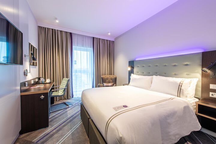 Exterior of Premier Inn Hamburg St. Pauli