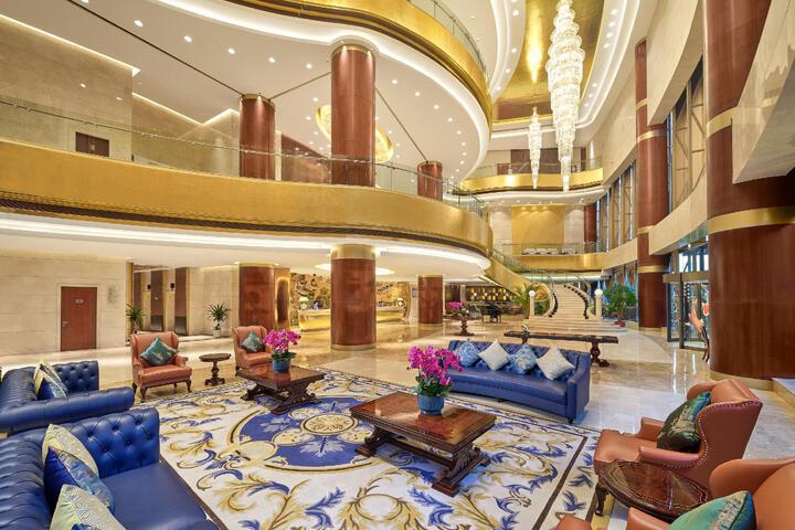 Hotel Lobby