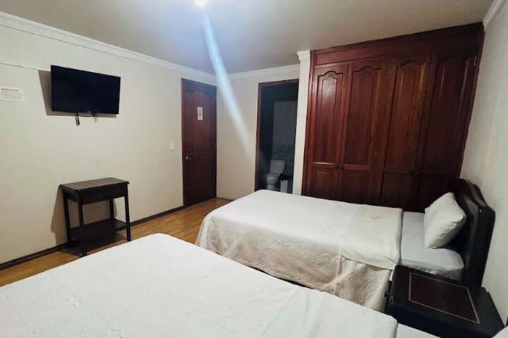 Room 26 of 39