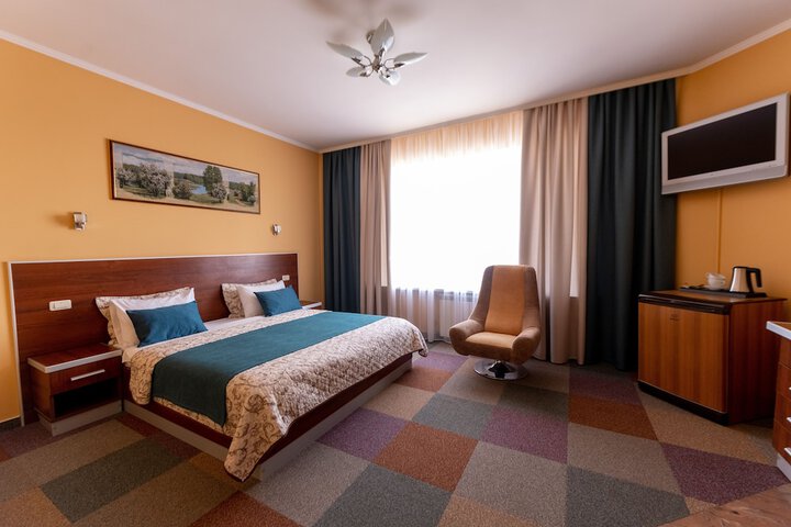 Room 7 of 53