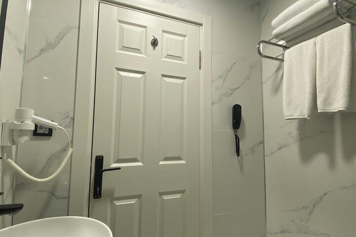 Room 10 of 59