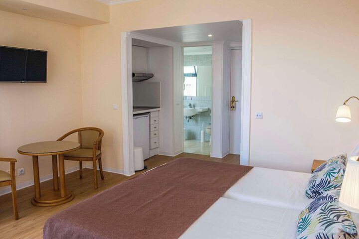 Room 18 of 113