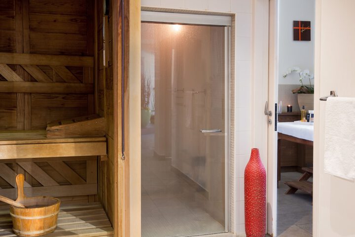 Spa 43 of 76
