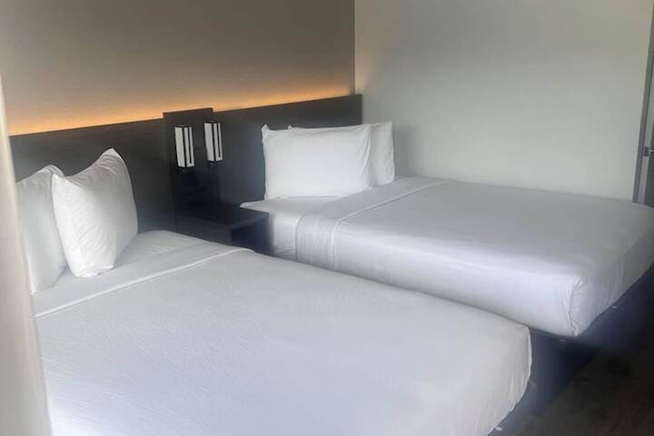 2 Double Beds (2 of 22)
