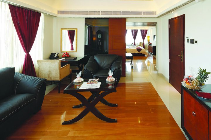 Room 6 of 22