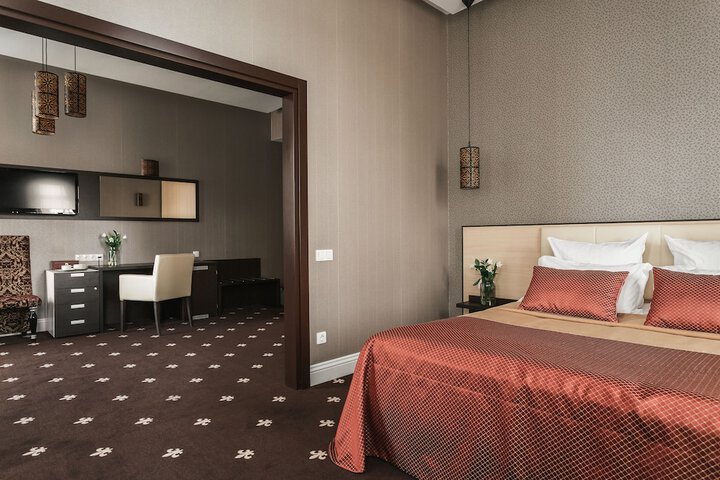 Room 17 of 69