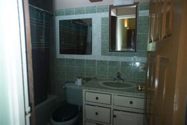 Room 3 of 18