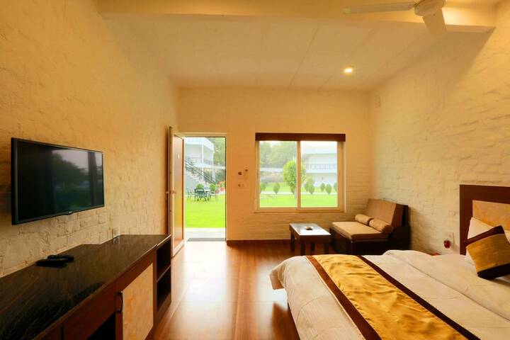 Room 12 of 55