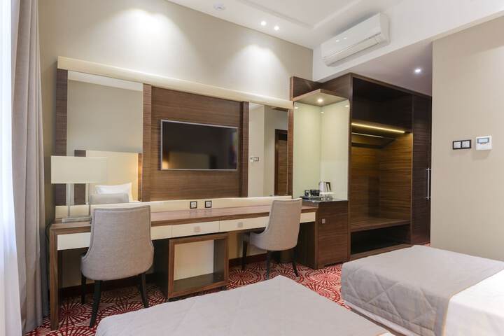 Room 8 of 61