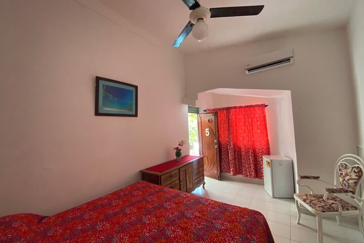 Room 19 of 132