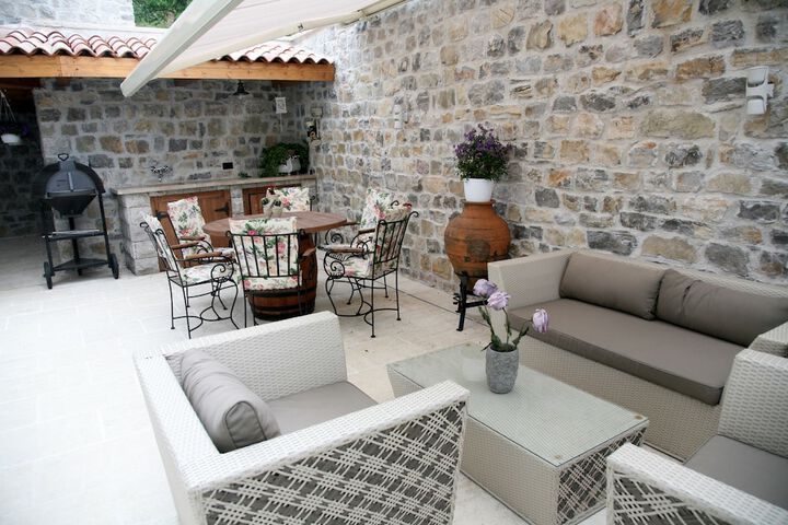 Terrace/Patio 70 of 71