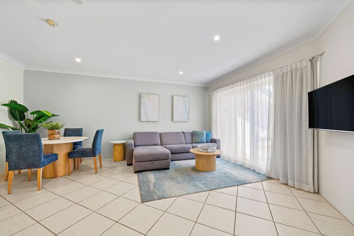 Room 20 of 34