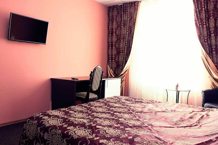 Room 15 of 16