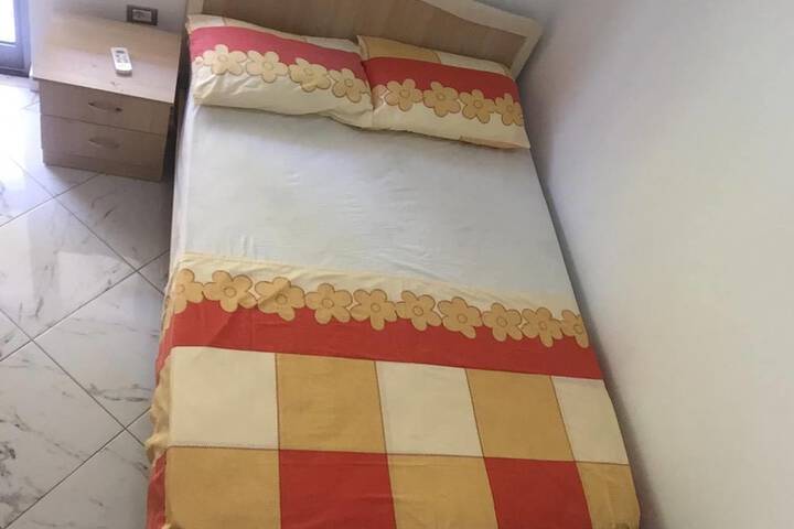 Room 5 of 20
