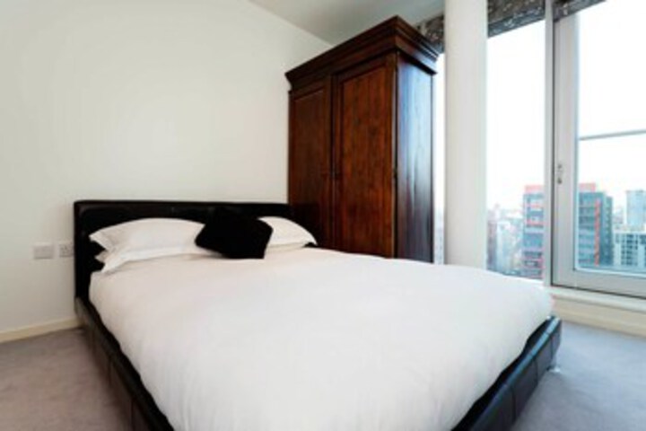 Room 16 of 19