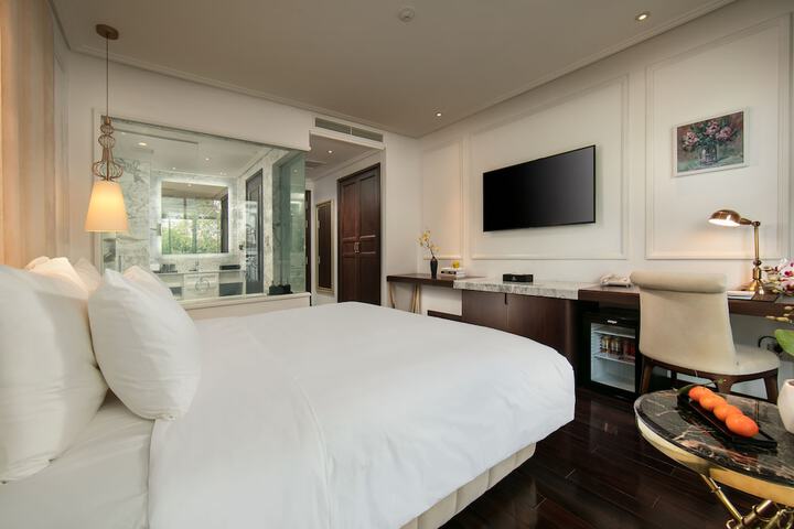 Room 16 of 144
