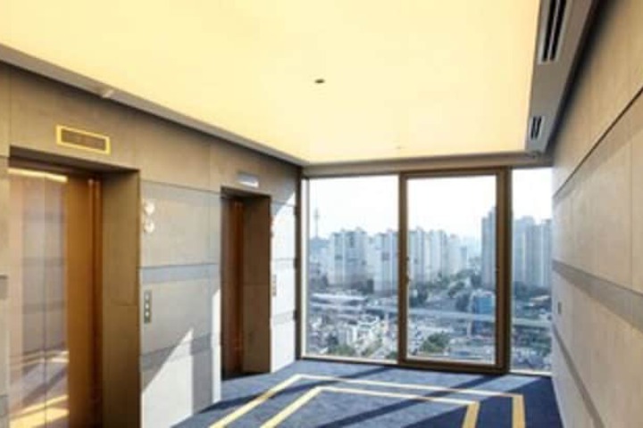 Ballroom/Hall 104 of 115