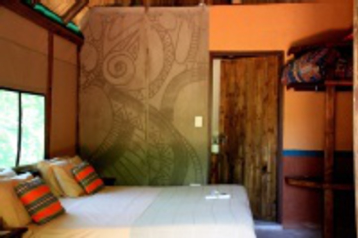 Room 198 of 792